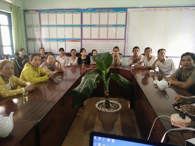 HỘI NGHỊ HỘI CHA MẸ HỌC SINH NH 2017-2018 TRƯỜNG TH BUÔN PUĂN