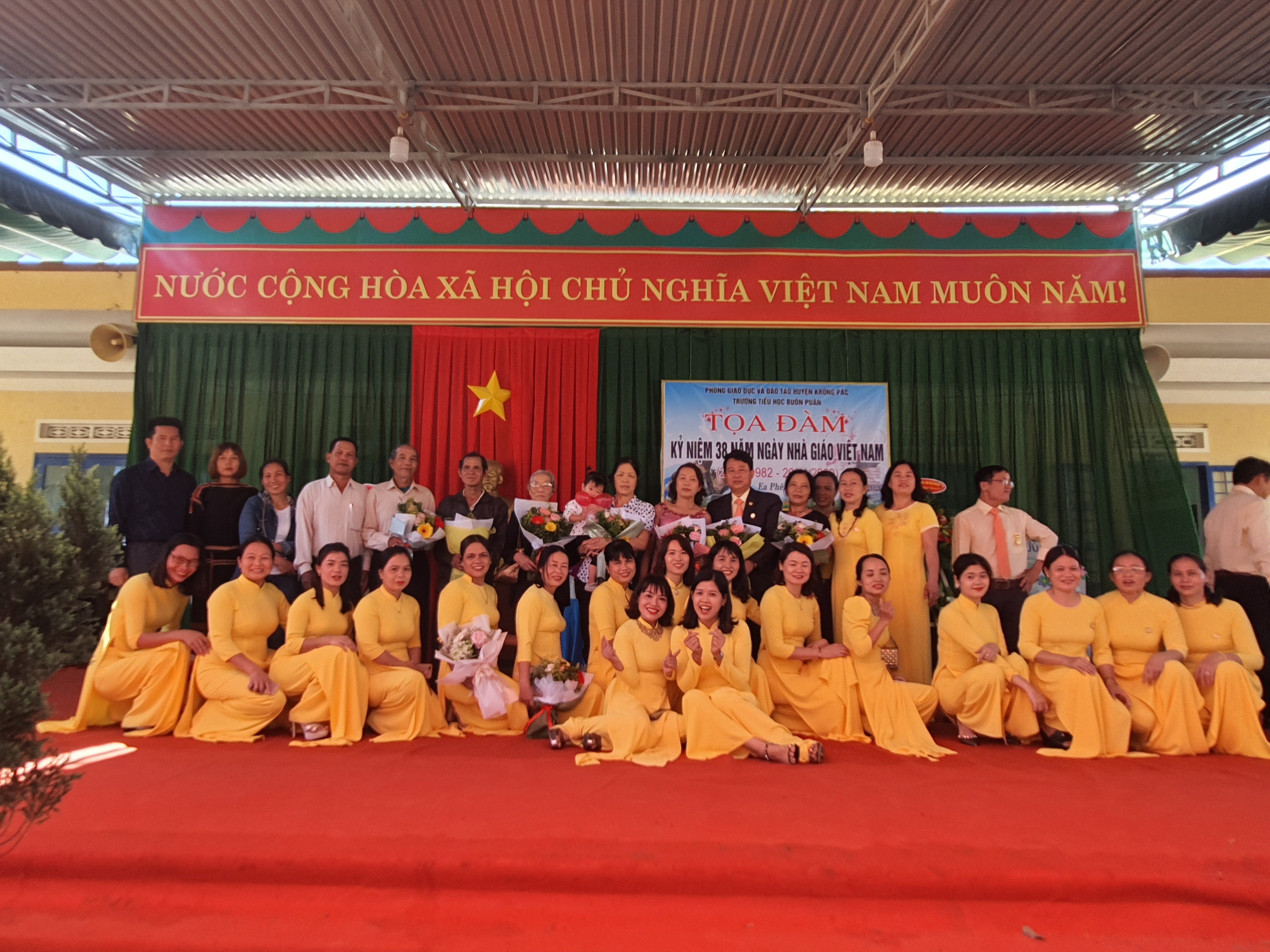 Ngày nhà giáo Việt Nam 20.11.2020