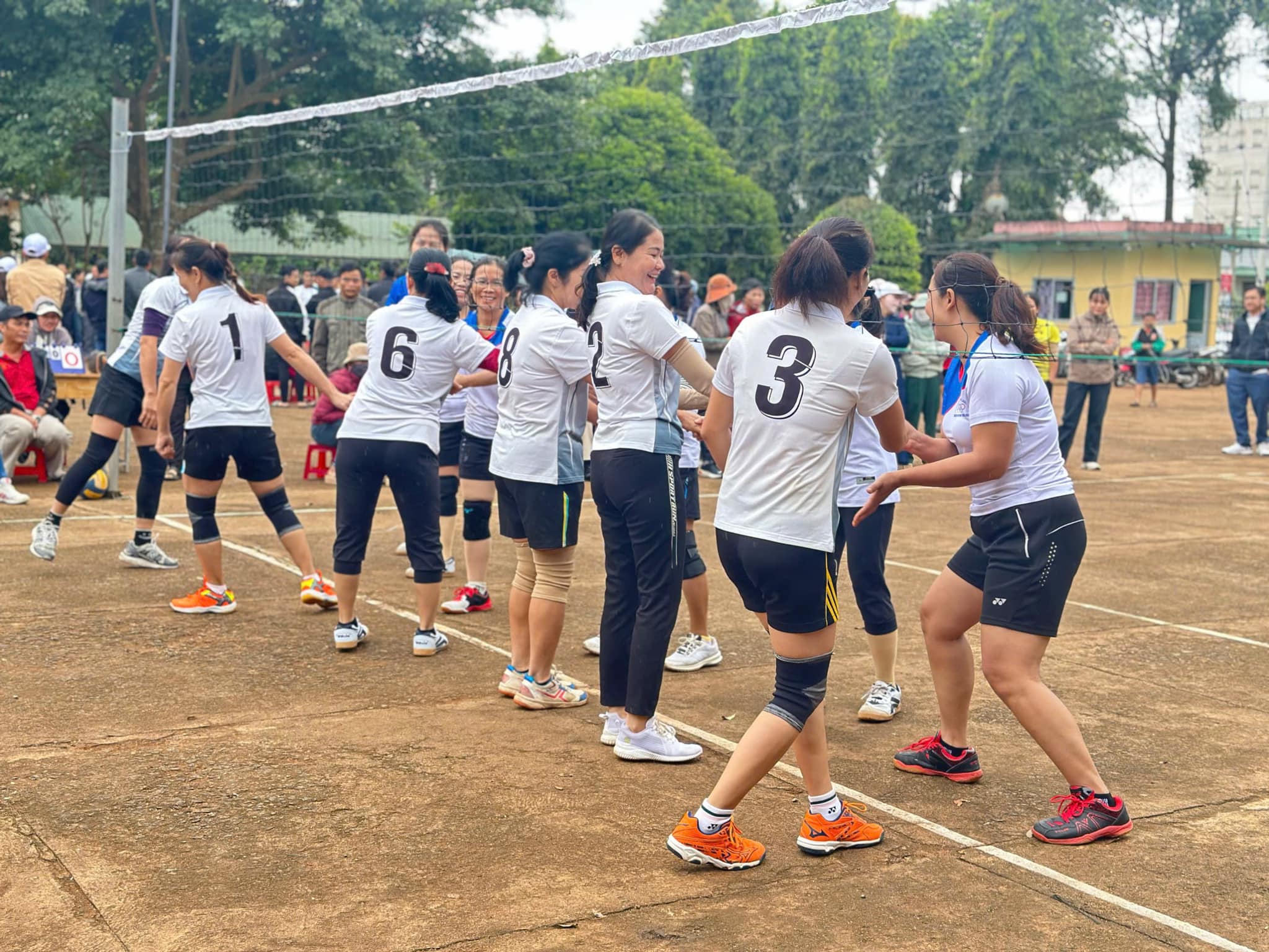 HỘI THAO TRUYỀN THỐNG NGÀNH GIÁO DỤC NĂM 2024 HỘI THAO TRUYỀN THỐNG NGÀNH GIÁO DỤC NĂM 2024