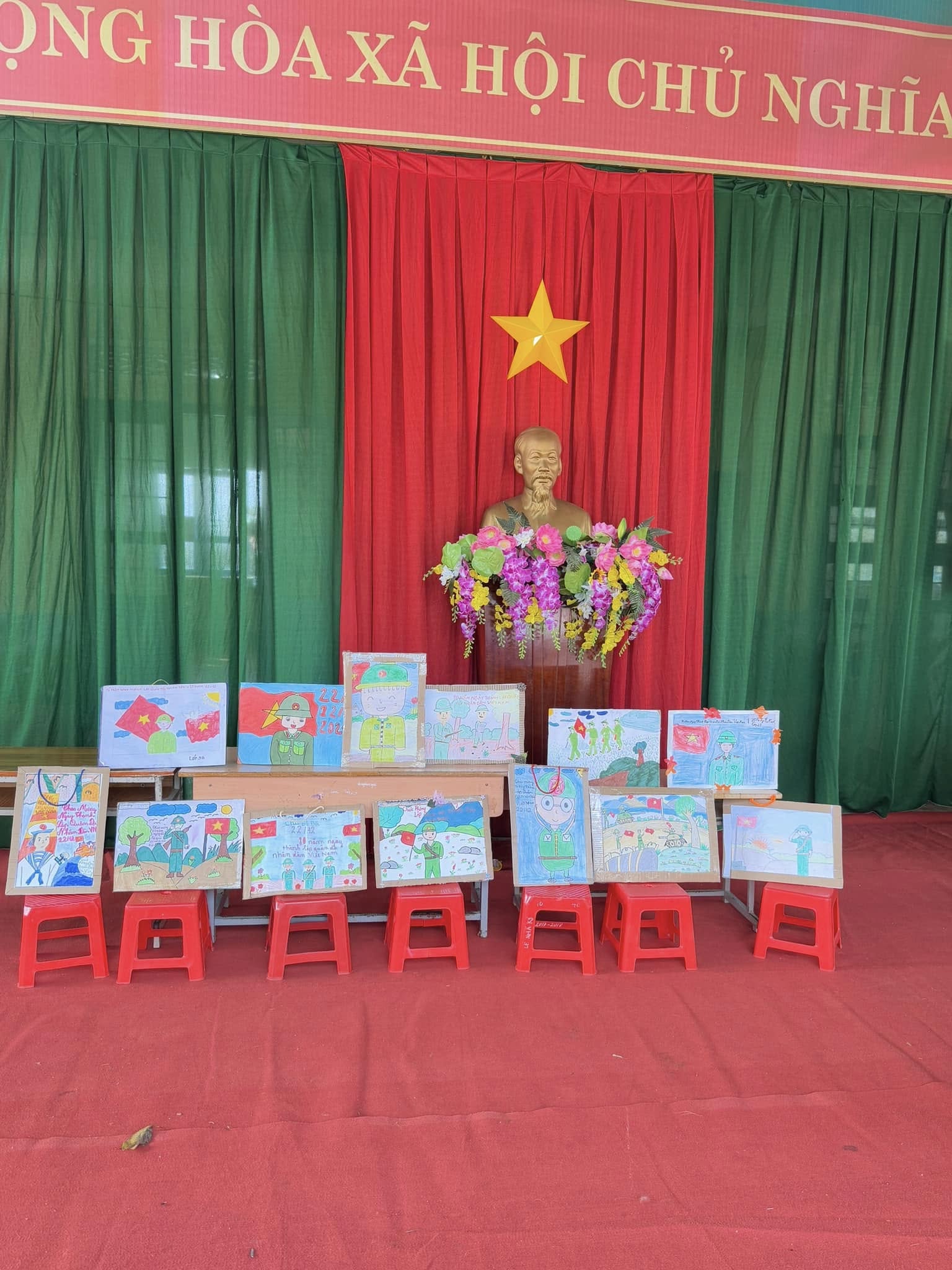 hoạt động trải nghiệm vẽ tranh – mô hình chủ đề về chú bộ đội 22-12 hoạt động trải nghiệm vẽ tranh – mô hình chủ đề về chú bộ đội 22-12