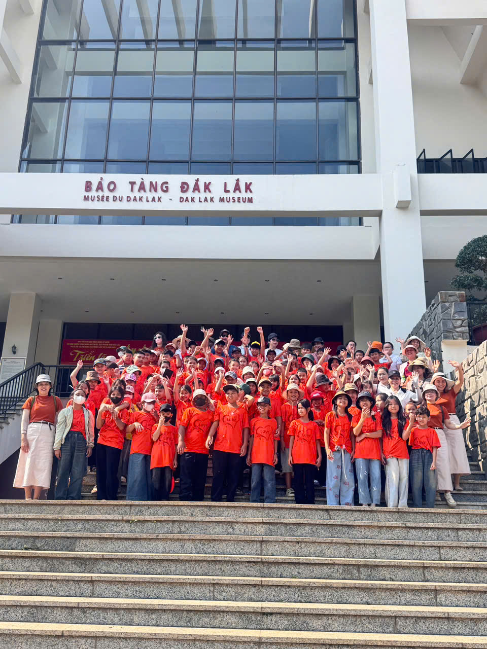 HOẠT ĐỘNG NGOẠI KHOÁ