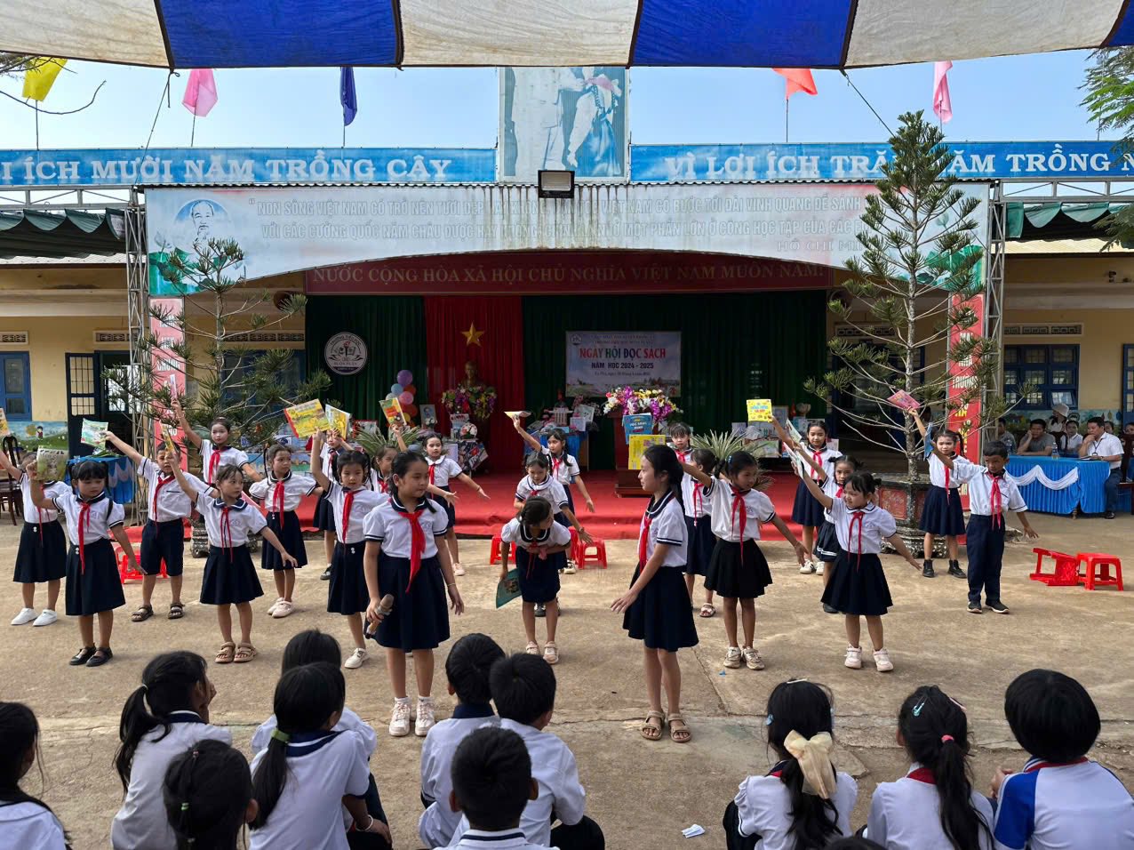 Ngày hội đọc sách 2025 Ngày hội đọc sách 2025